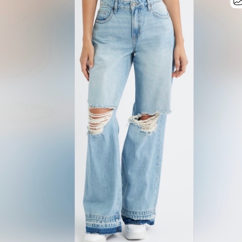 NWT Hidden Nori high rise extra wide leg distressed Light Blue jeans size 26